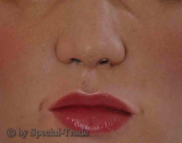 frauenmaske-ultra-realistisch-ildiko-detail-nase-gesicht.jpg