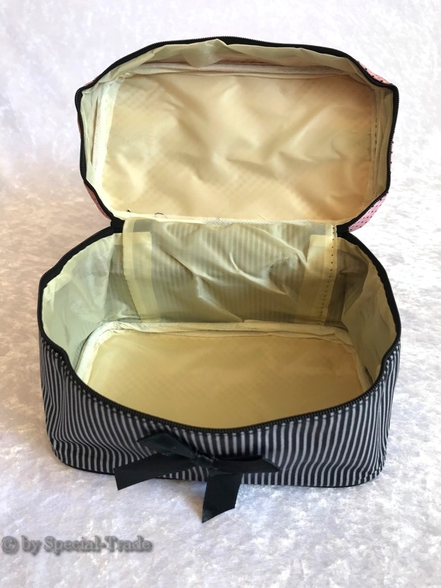 kosmetiktasche-gross-3-46902.jpg