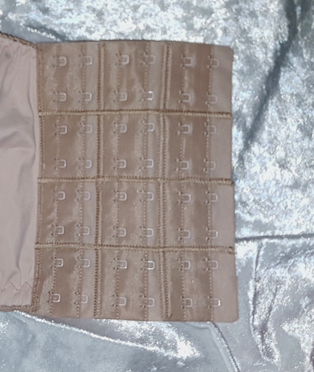 riesen-bh-xxxxxl-beige-1236-4.jpg