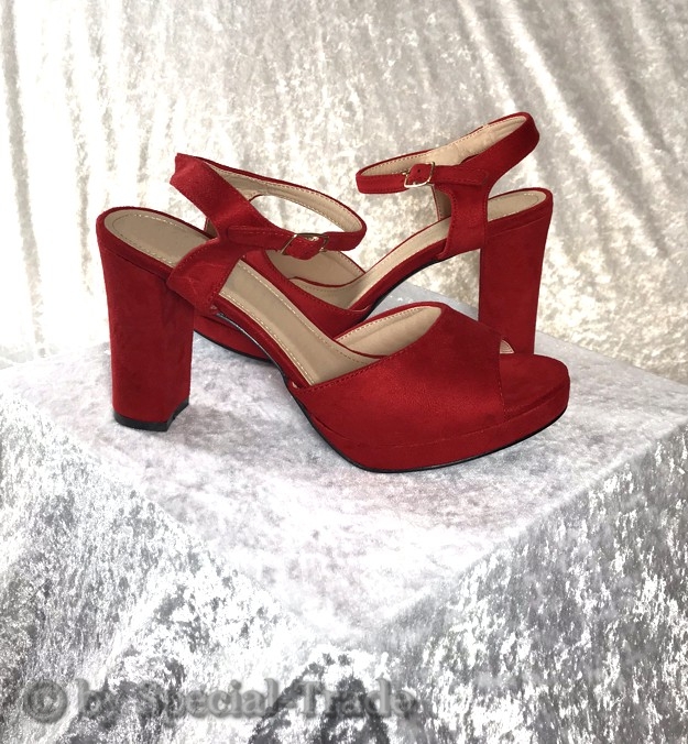 sandalette-rot-wildlederimitat-1958-1961-625.jpg