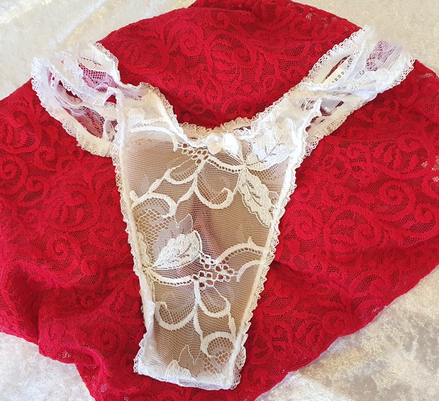 vagina-slip-weiss-spitze.jpg